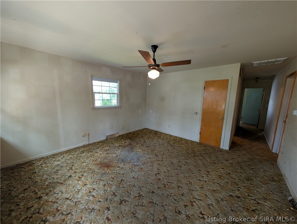 1924 Locust Street Property Photo 4