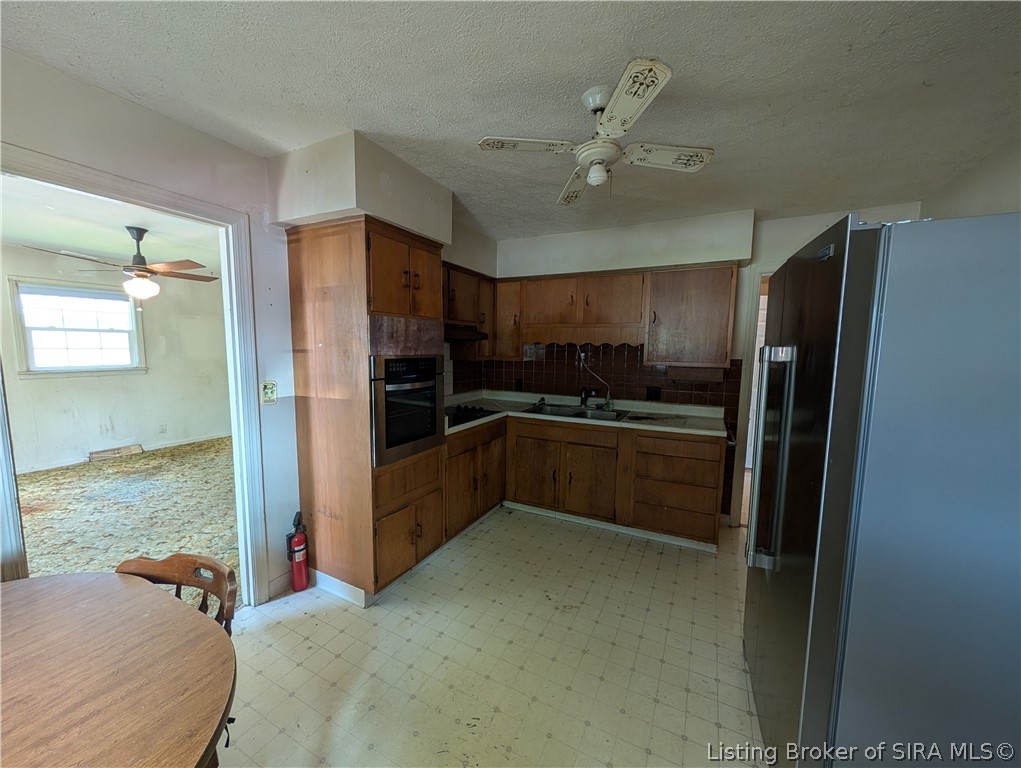 1924 Locust Street Property Photo 5