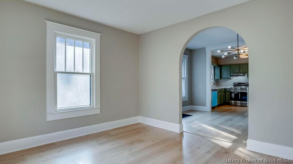 2105 Lake Street Property Photo 4