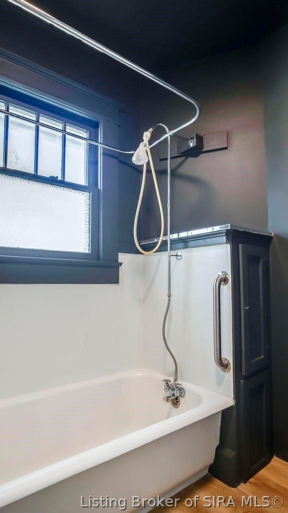 2105 Lake Street Property Photo 23