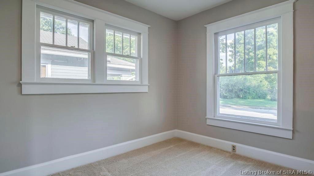 2105 Lake Street Property Photo 28