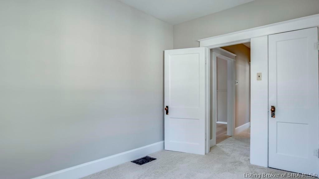 2105 Lake Street Property Photo 29