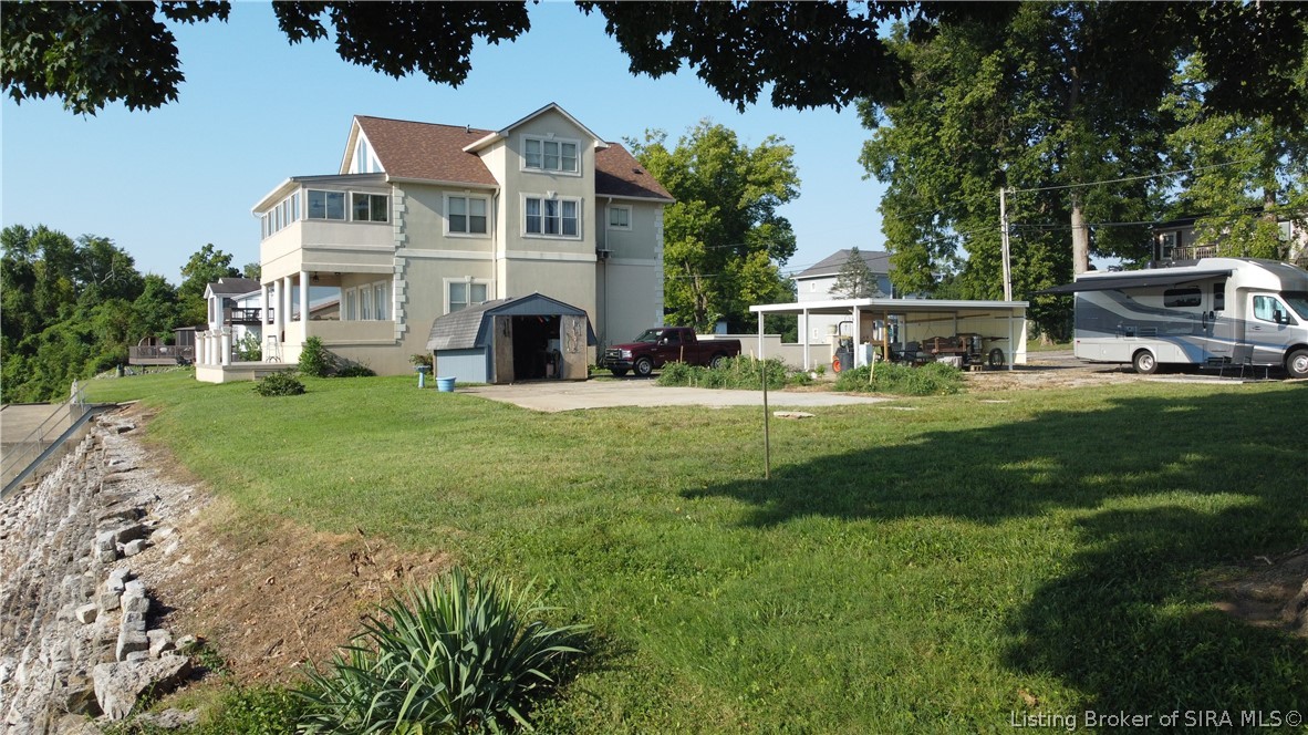 209 S Front Street Property Photo 4