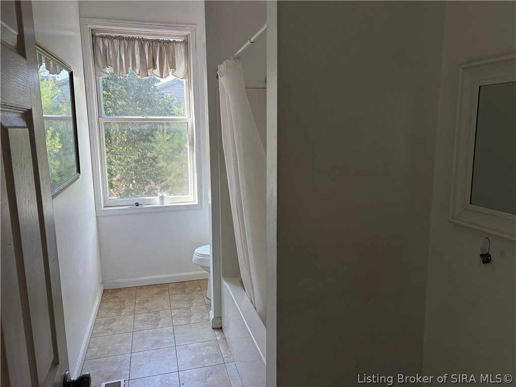 924 Walnut Street Property Photo 9