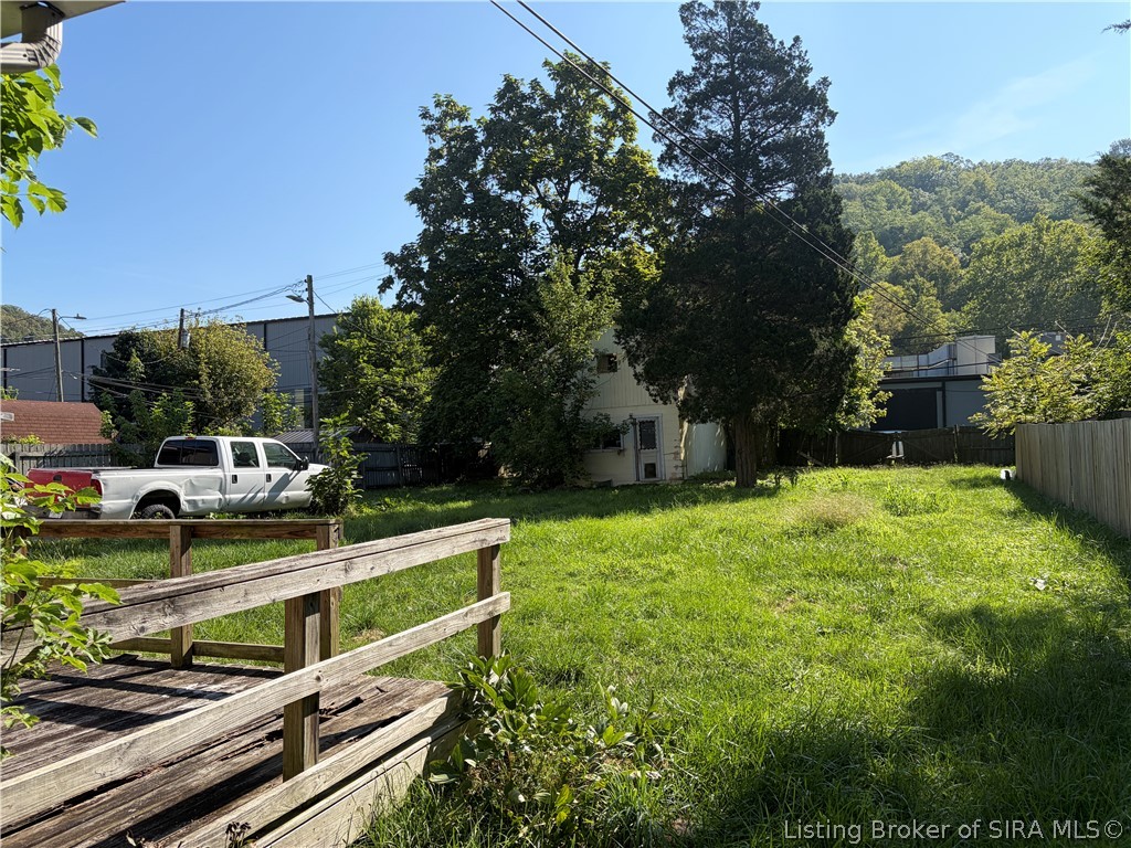 924 Walnut Street Property Photo 11