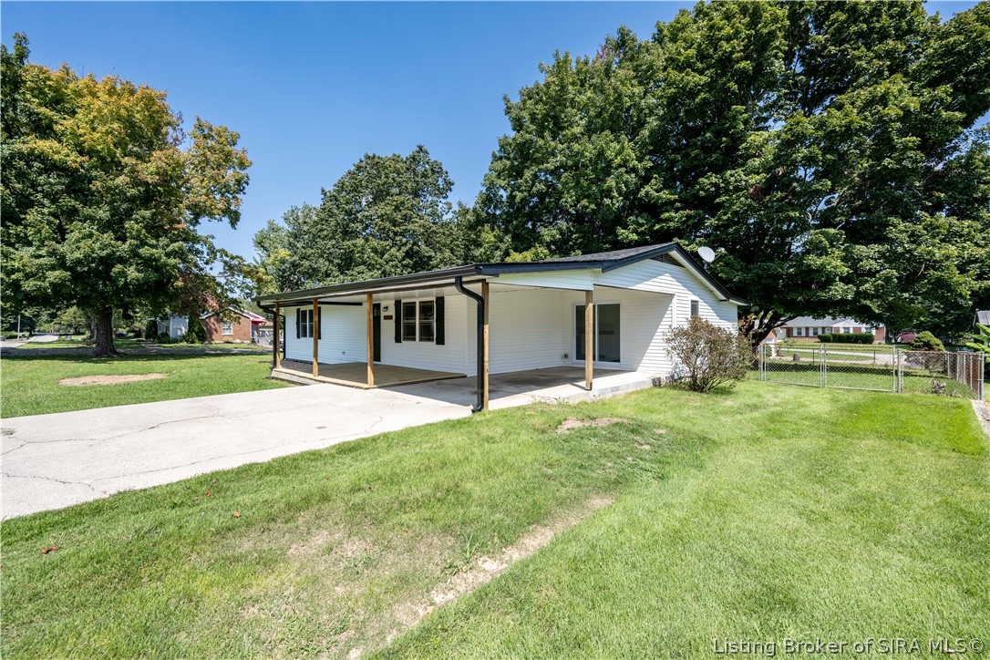 1486 Williar Avenue Property Photo 3