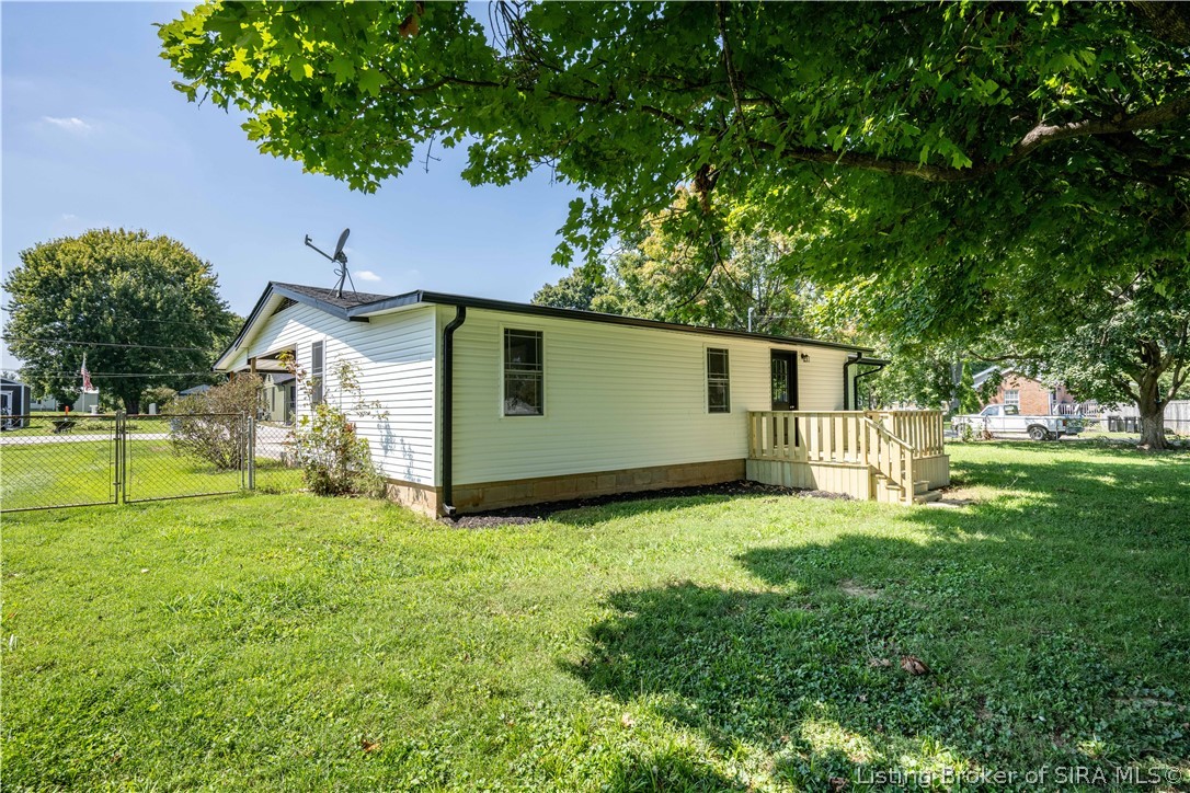 1486 Williar Avenue Property Photo 4