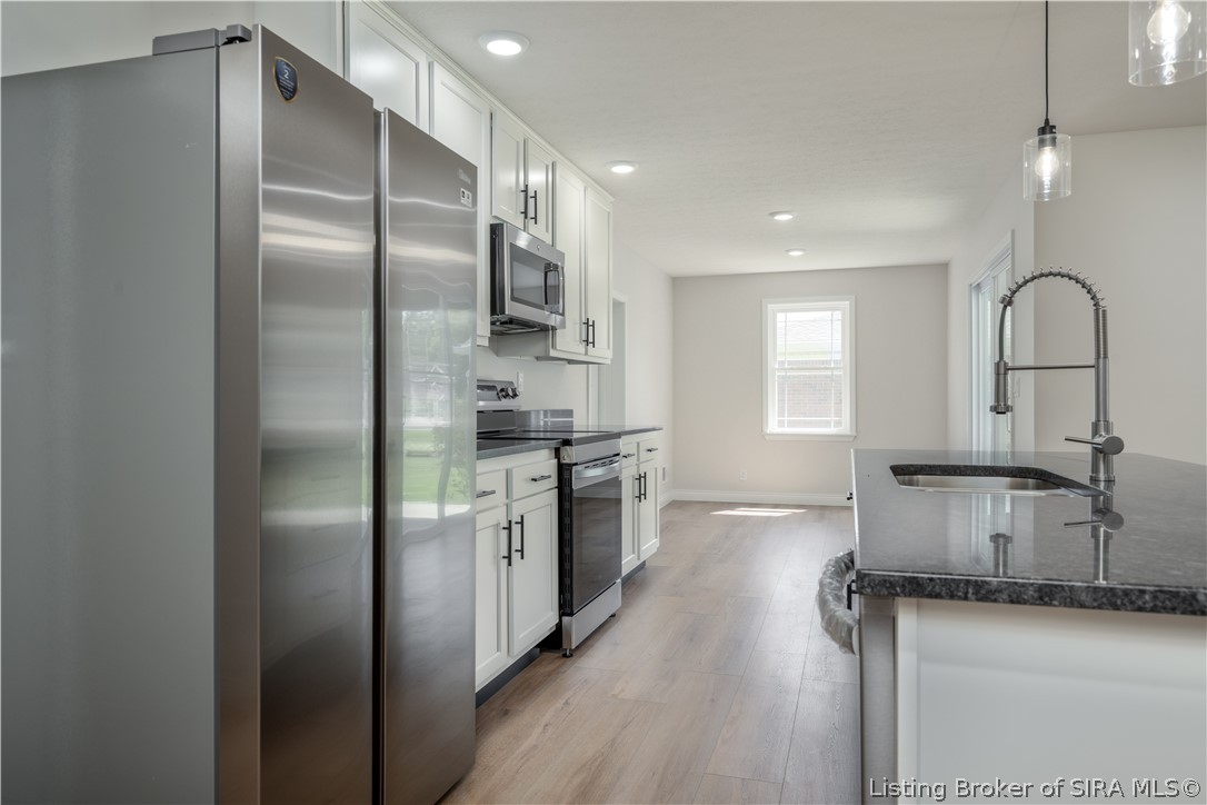 1486 Williar Avenue Property Photo 11