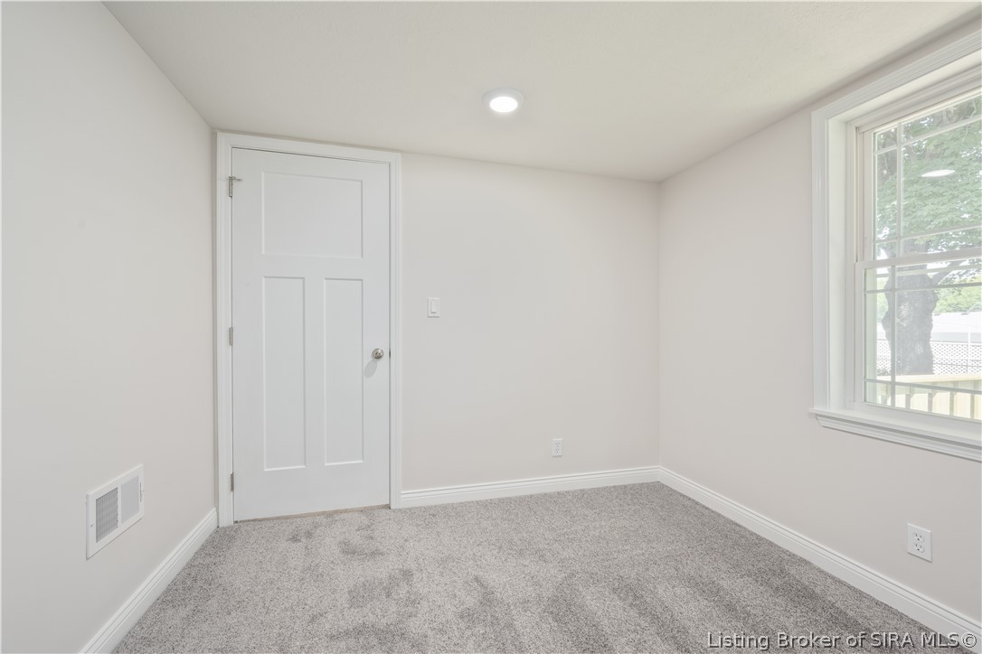 1486 Williar Avenue Property Photo 23
