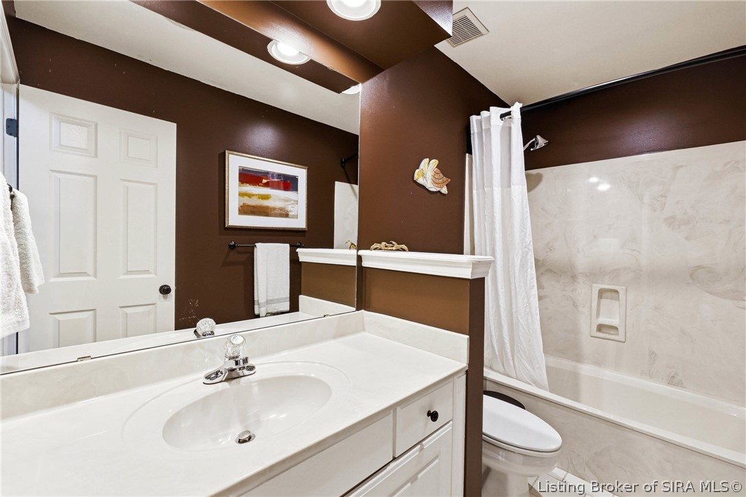 2409 Lakewood Boulevard Property Photo 38
