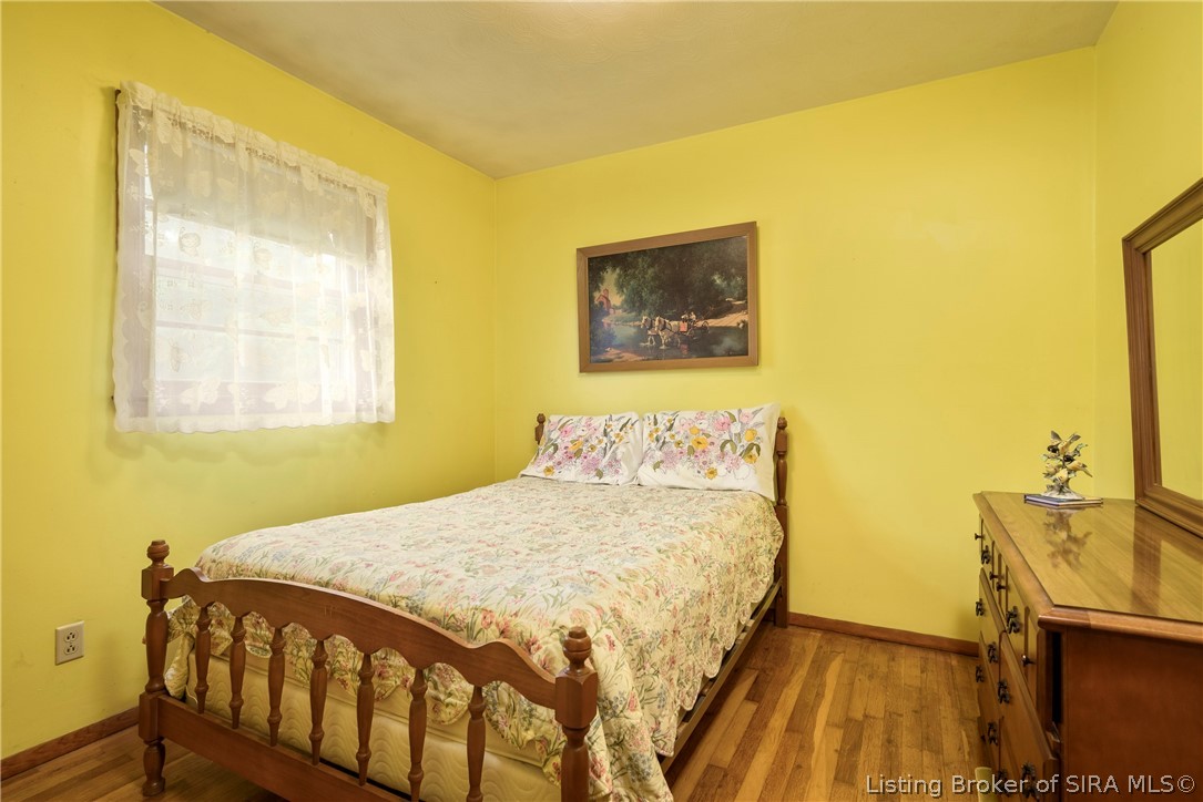 626 W 5th Street Property Photo 16