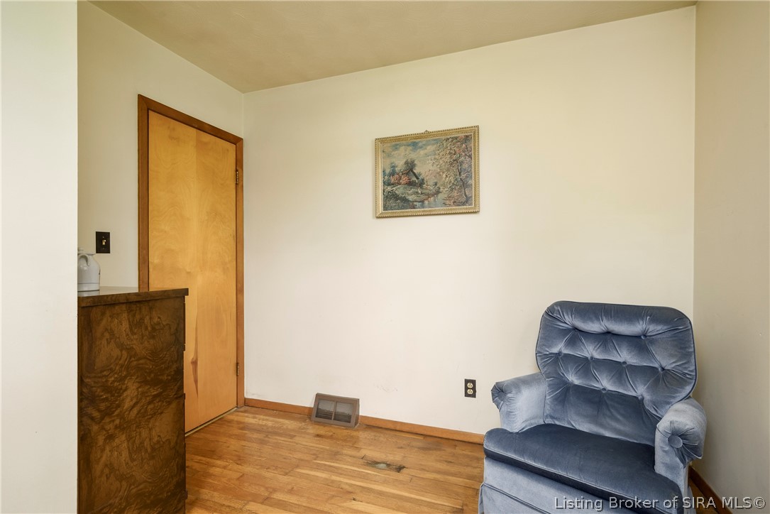 626 W 5th Street Property Photo 21
