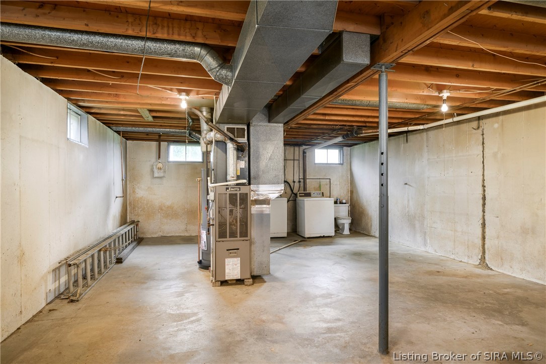 626 W 5th Street Property Photo 25
