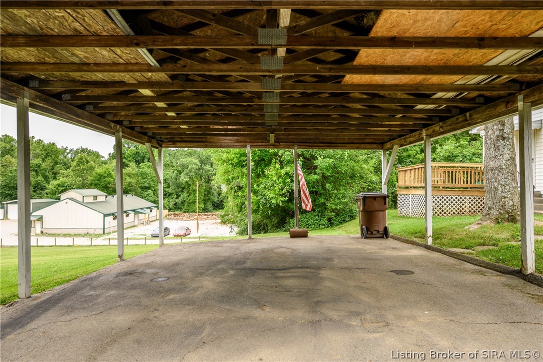 626 W 5th Street Property Photo 32