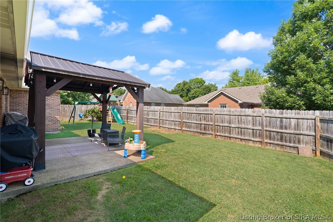 6709 Dovir Woods Drive Property Photo 4