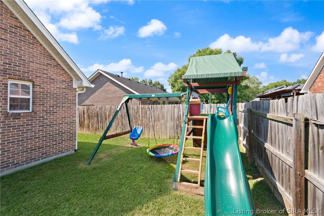 6709 Dovir Woods Drive Property Photo 10
