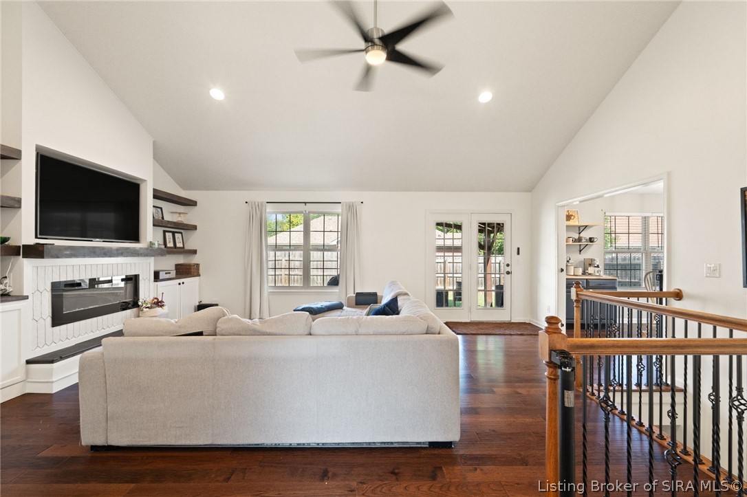 6709 Dovir Woods Drive Property Photo 13