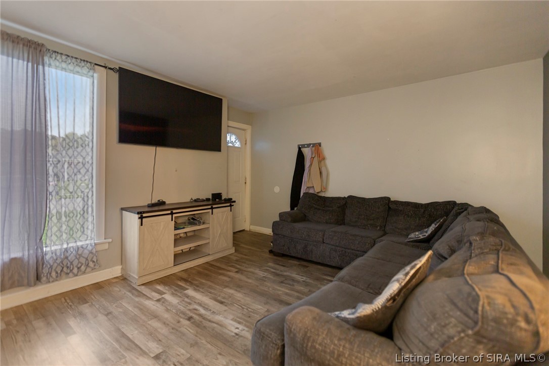 757 Linden Street Property Photo 3