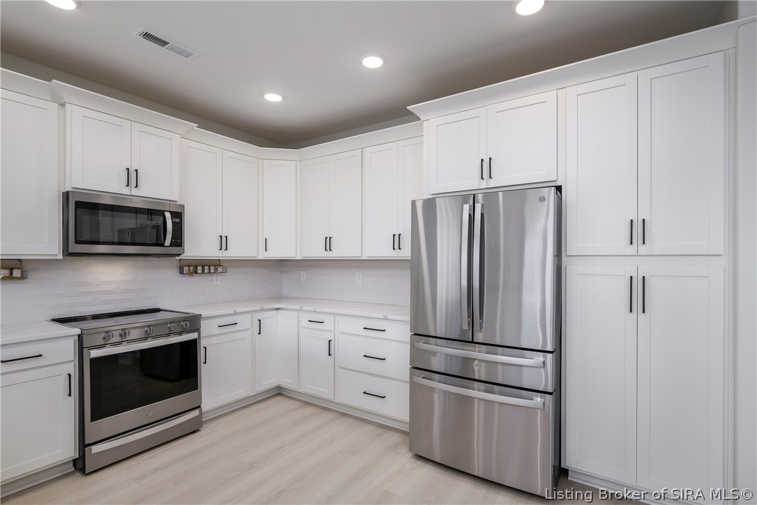 1707 Greenbrier Place Property Photo 14