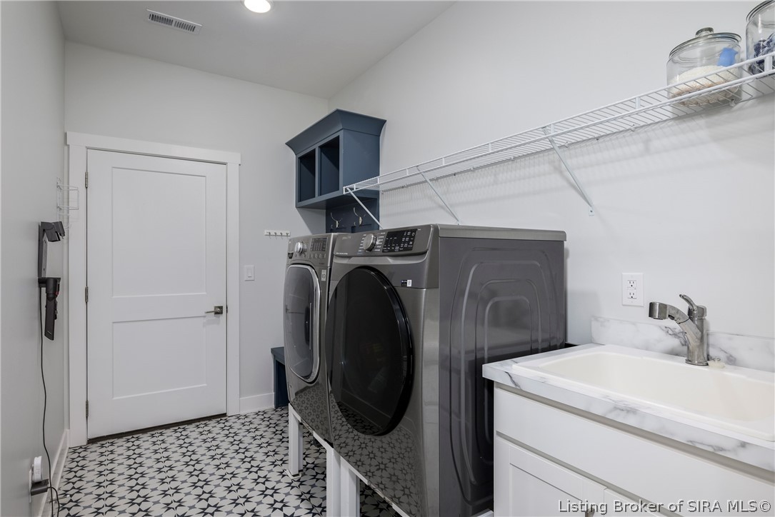 1707 Greenbrier Place Property Photo 32
