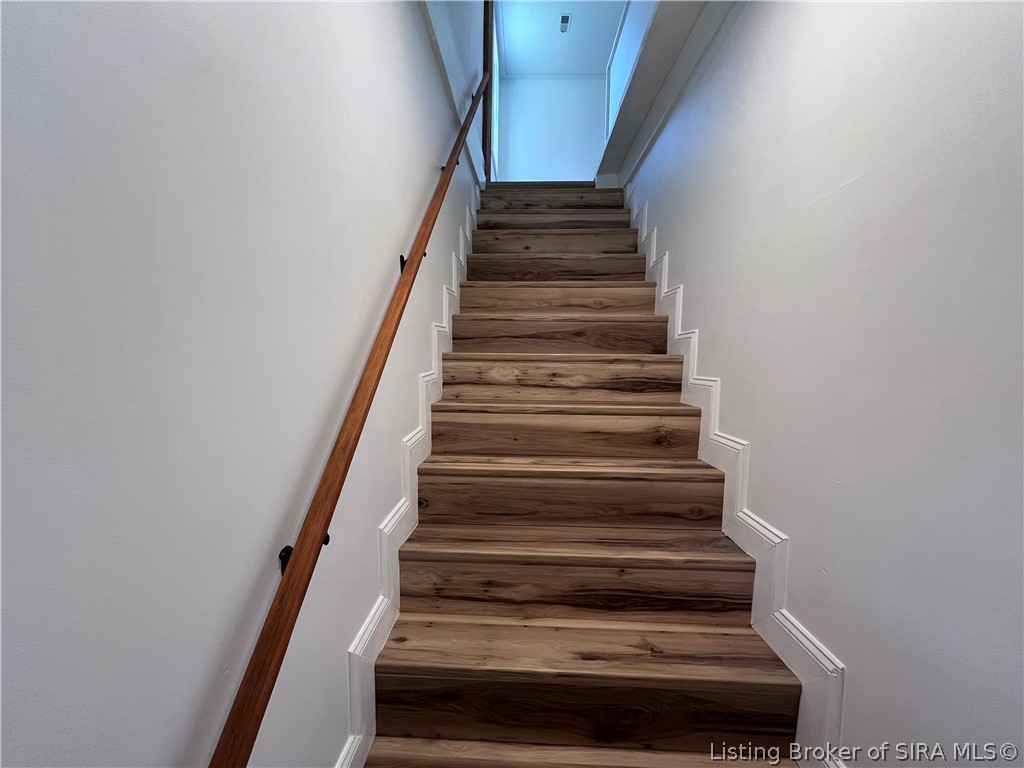 1020 W 2nd Street Property Photo 16