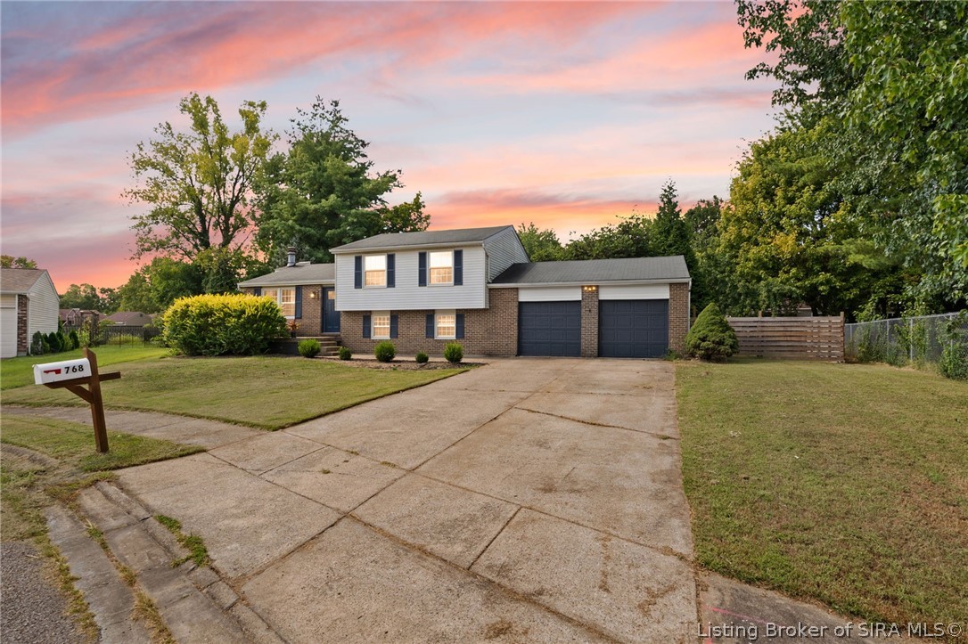 768 Flat Wood Drive Property Photo 3