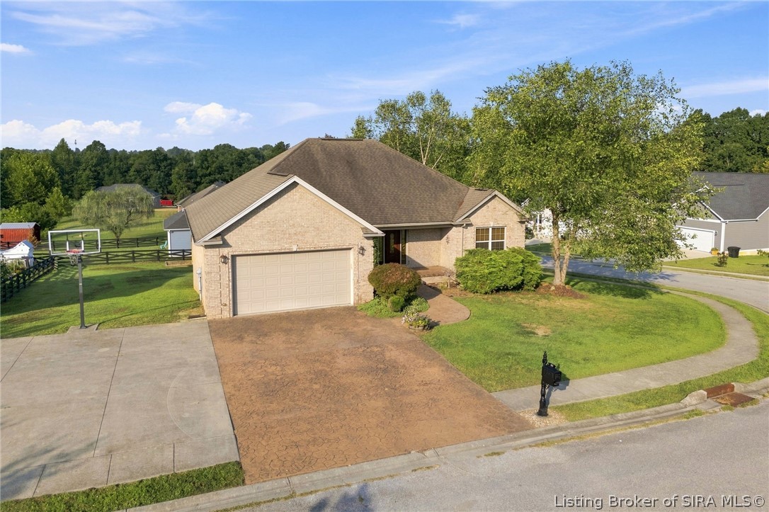 417 Pine Drive Circle Property Photo 2