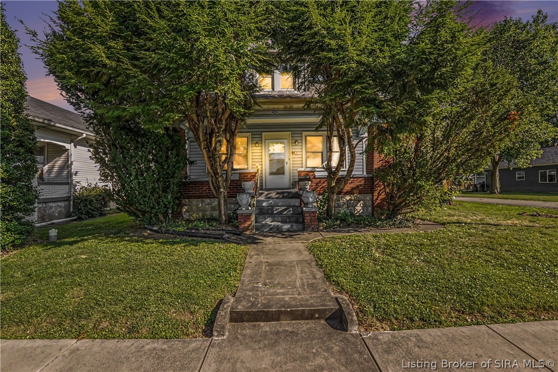 202 Olive Avenue Property Photo 1
