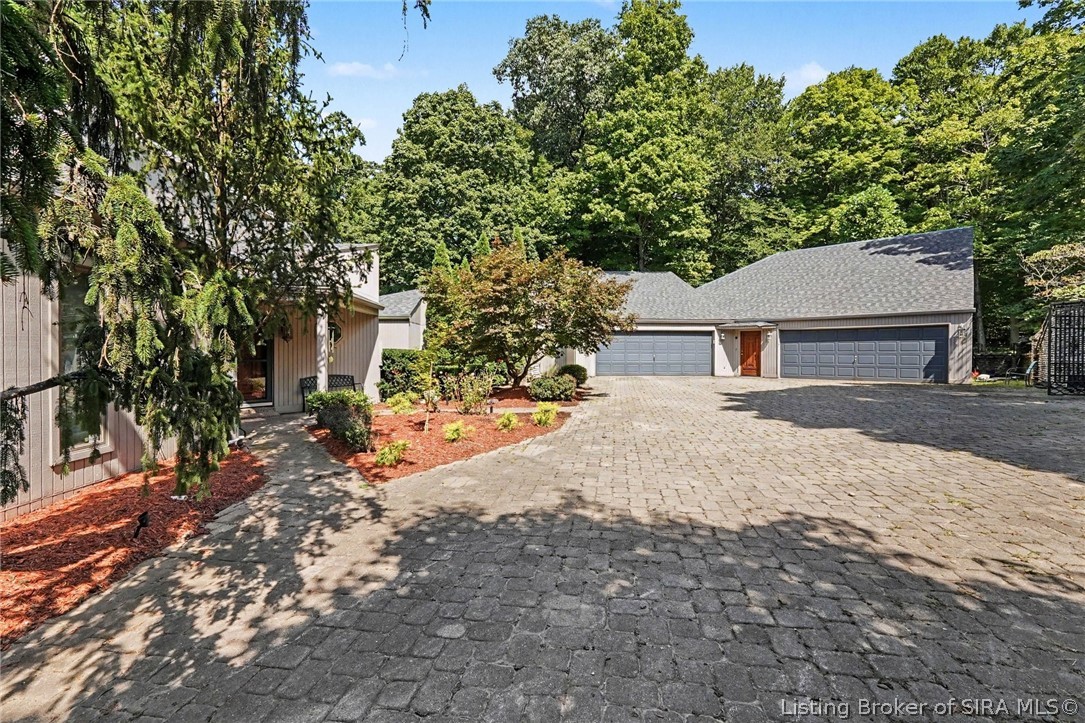 6024 Benchmark Ii Drive Property Photo 8