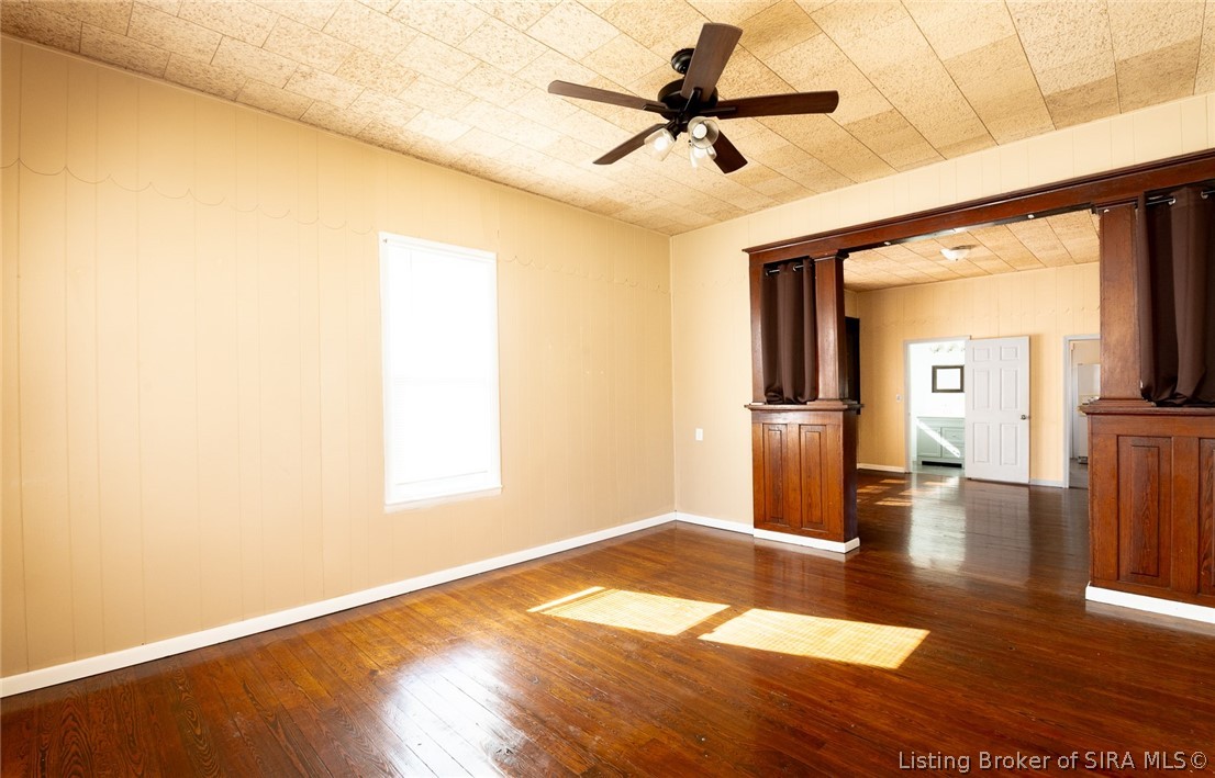 345 E Us Highway 150 Property Photo 6
