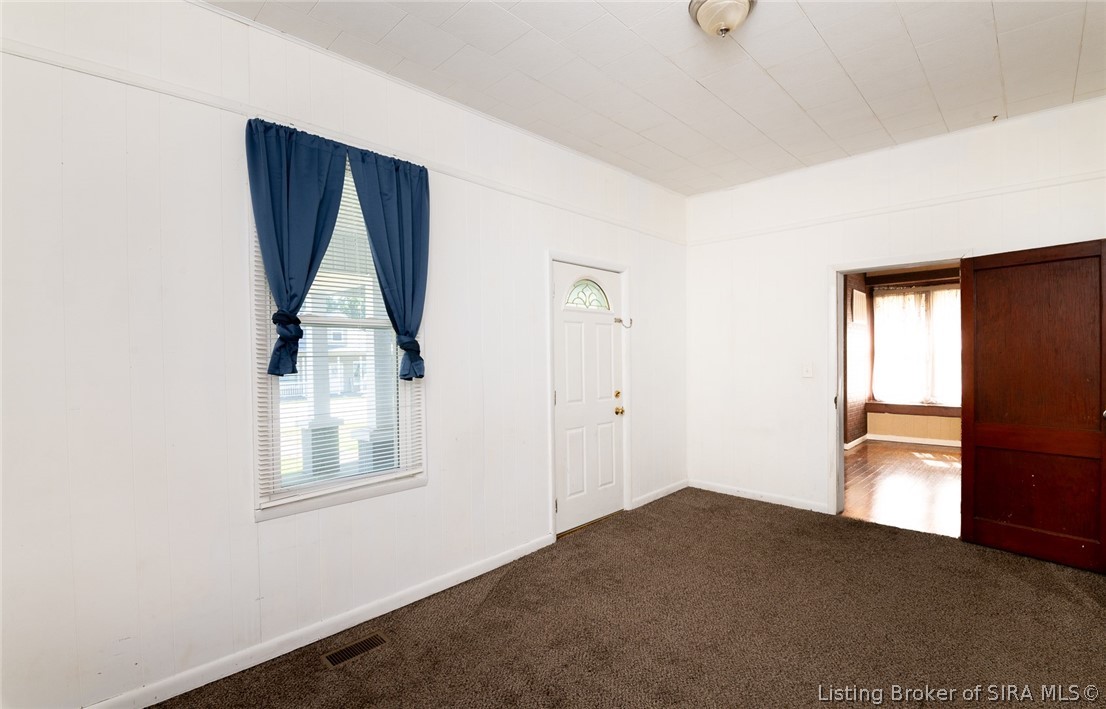 345 E Us Highway 150 Property Photo 16