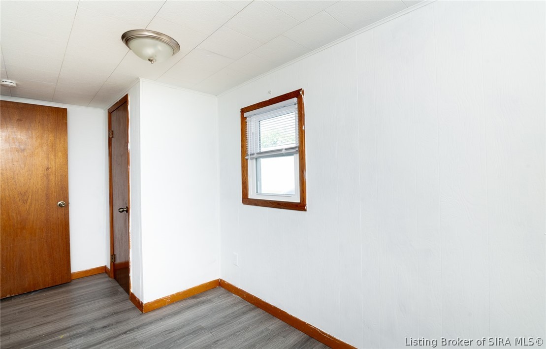 345 E Us Highway 150 Property Photo 27