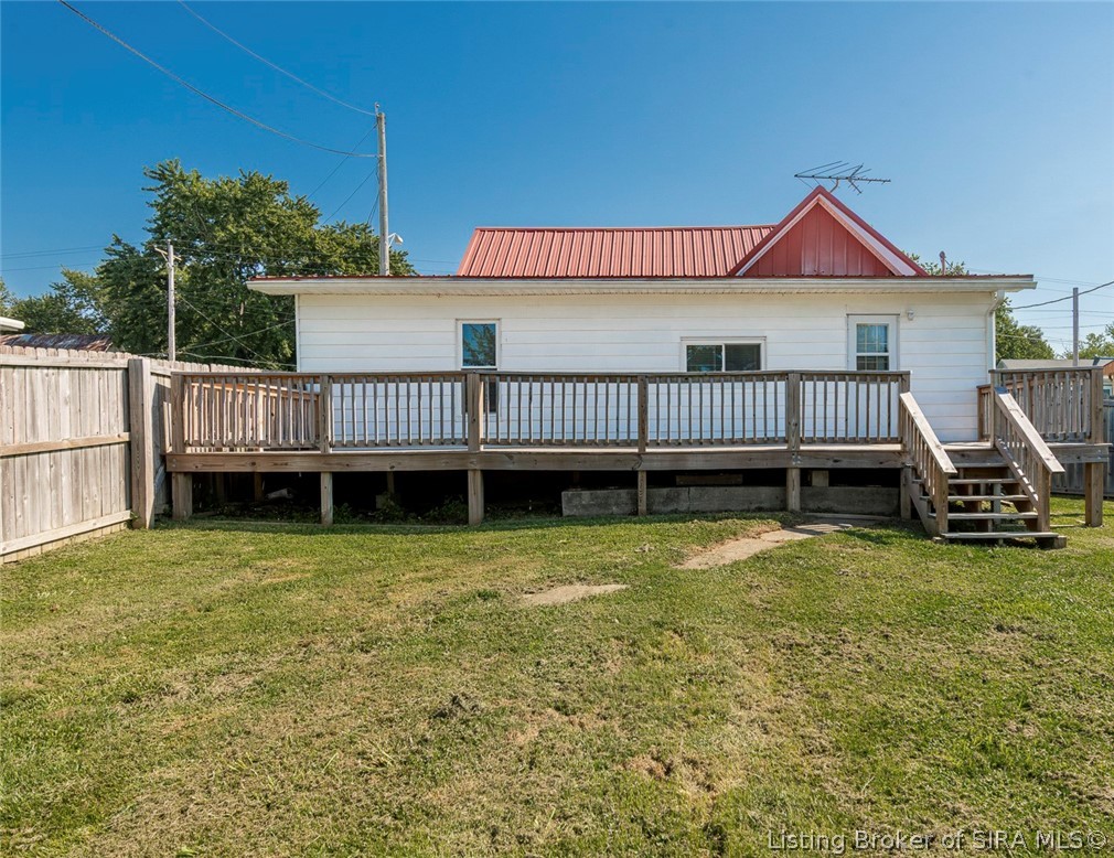 345 E Us Highway 150 Property Photo 35