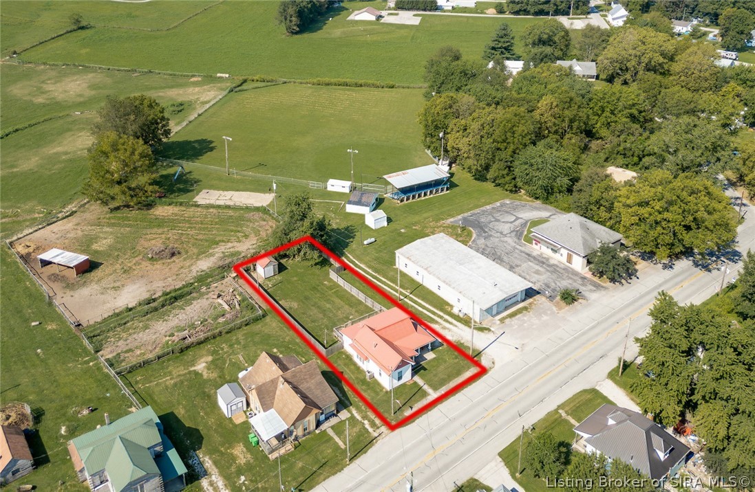 345 E Us Highway 150 Property Photo 39