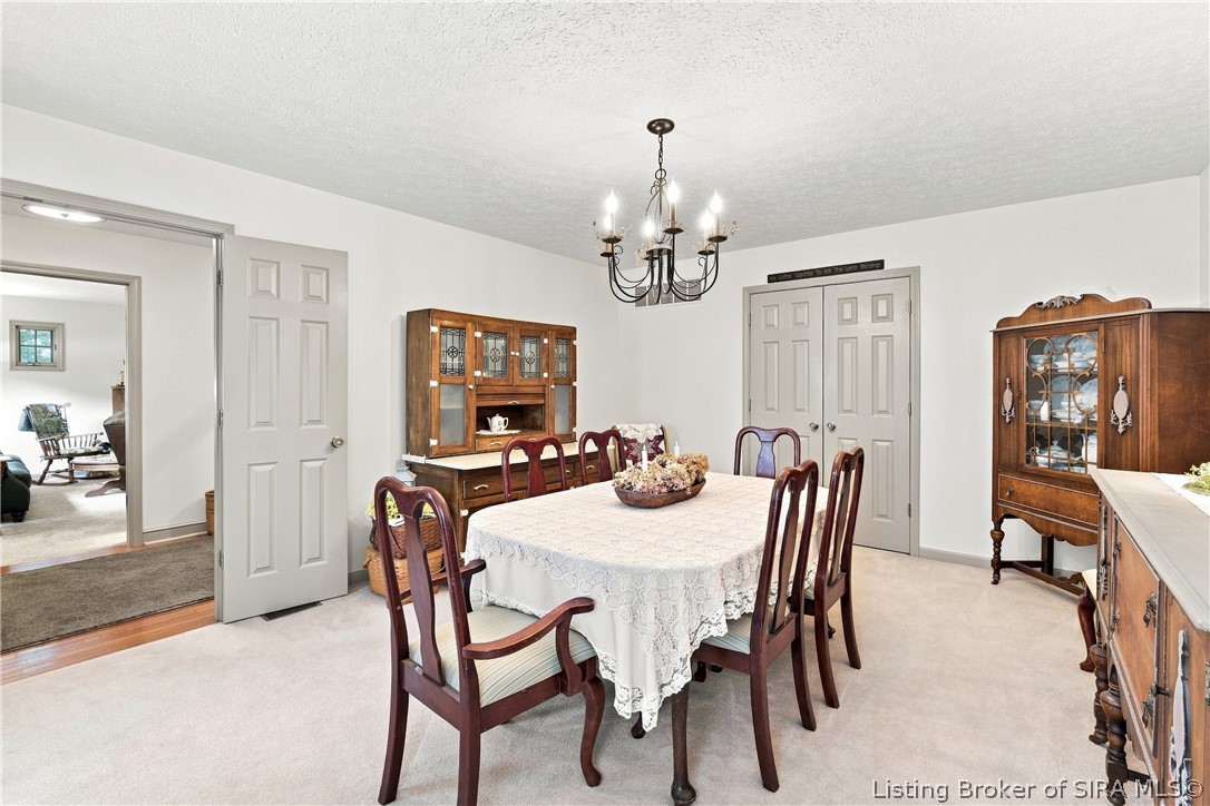 1700 Oak Grove Drive Property Photo 8