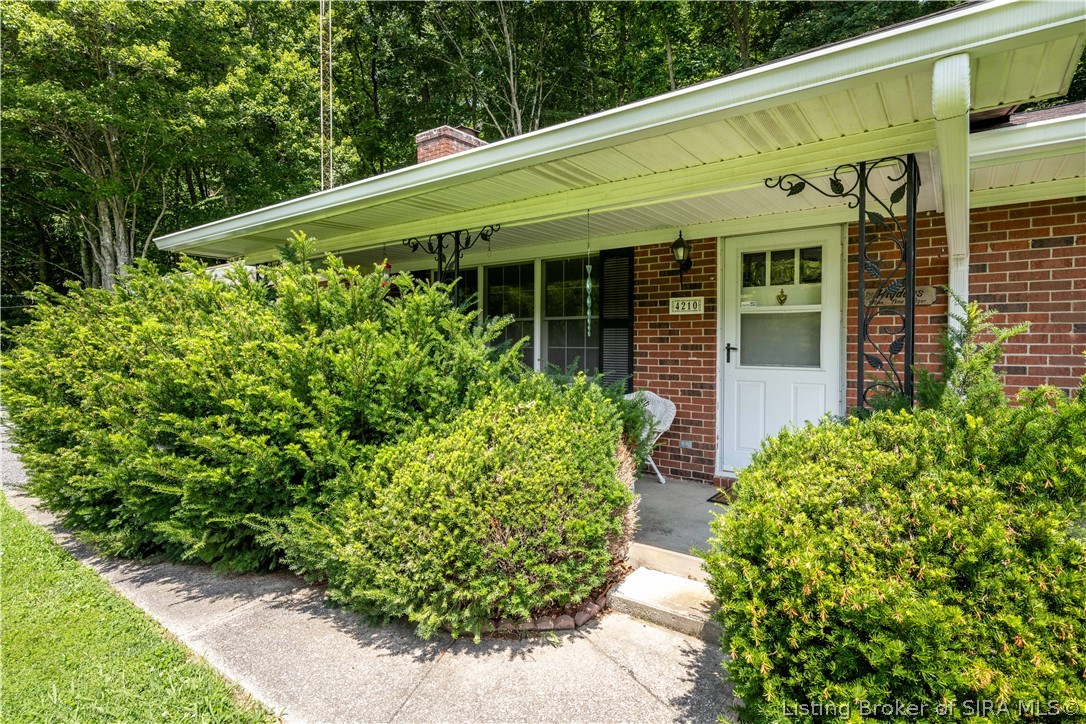 4210 E Bacon Hollow Road Property Photo 3