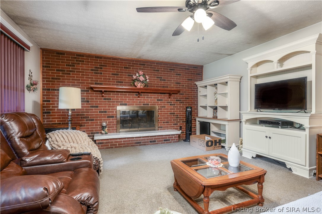 4210 E Bacon Hollow Road Property Photo 7