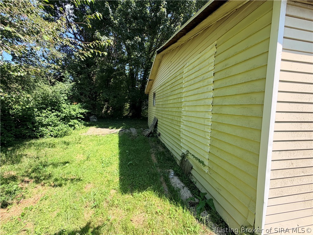 1242 Wade St Property Photo 8