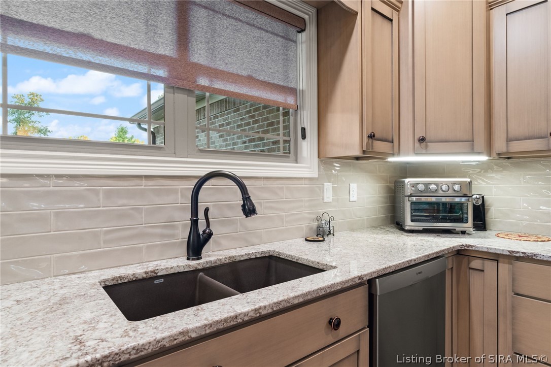 728 Tcb Boulevard Property Photo 20