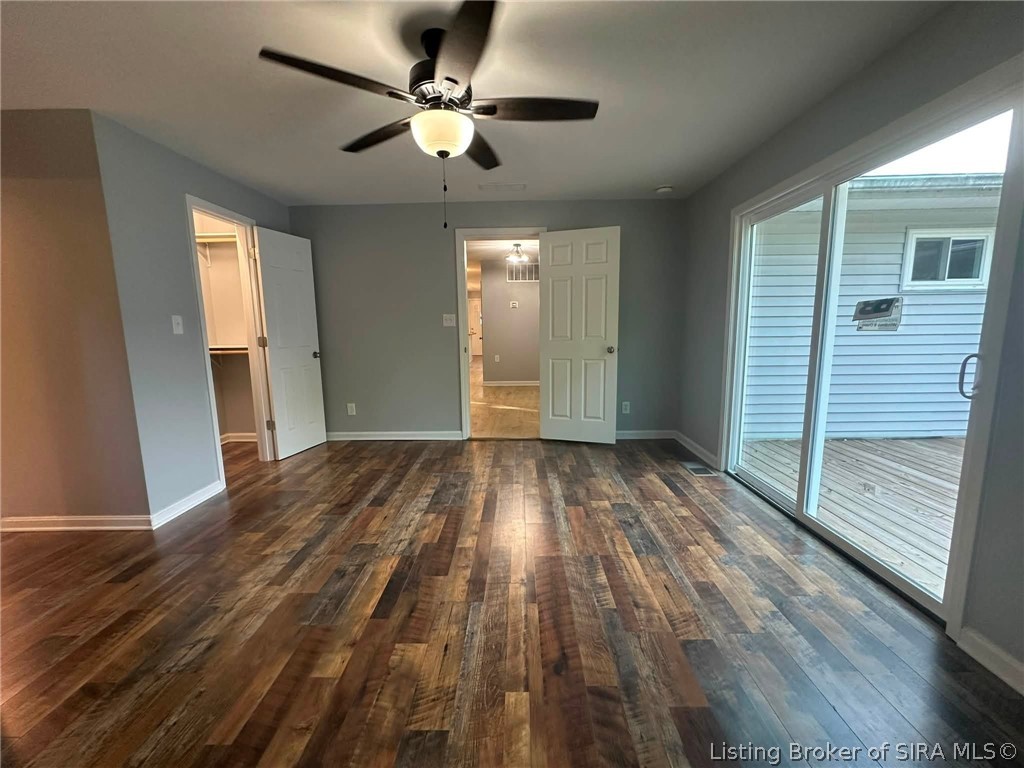 544 E Hilltop Drive Property Photo 8