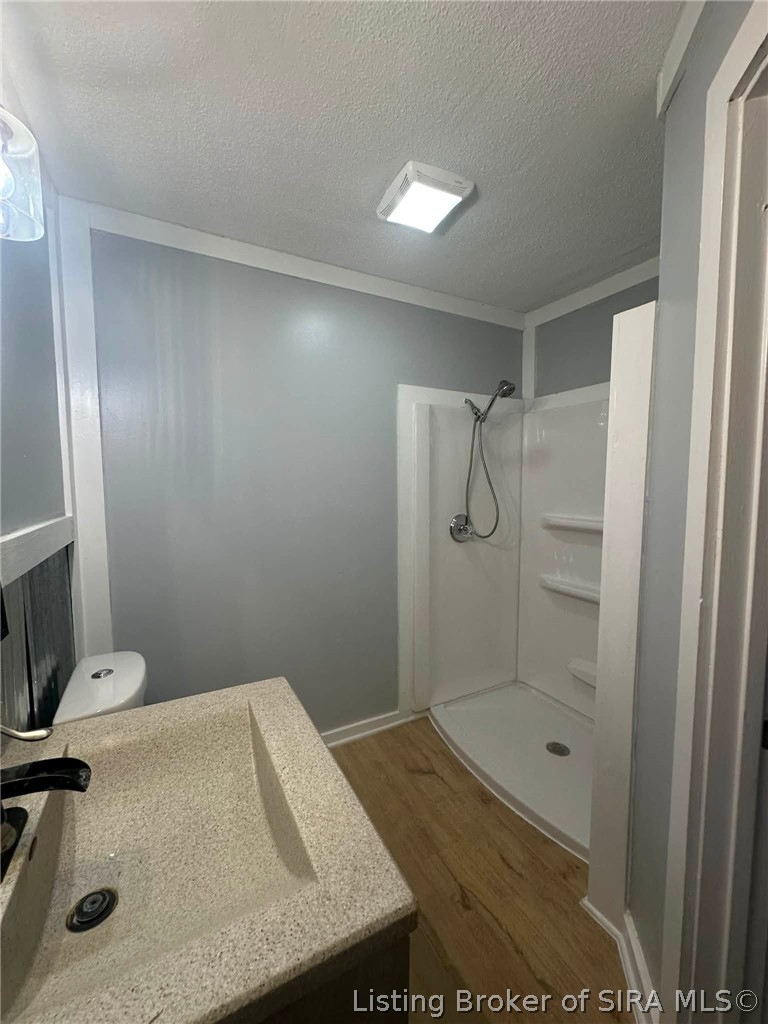 544 E Hilltop Drive Property Photo 17