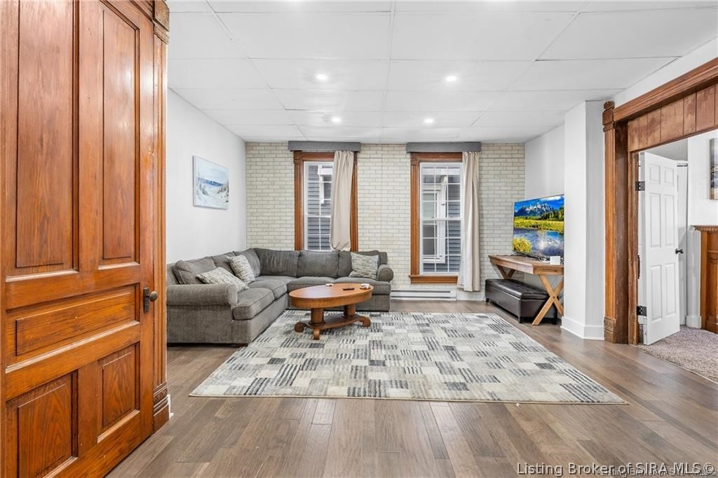 1832 Ekin Avenue Property Photo 24