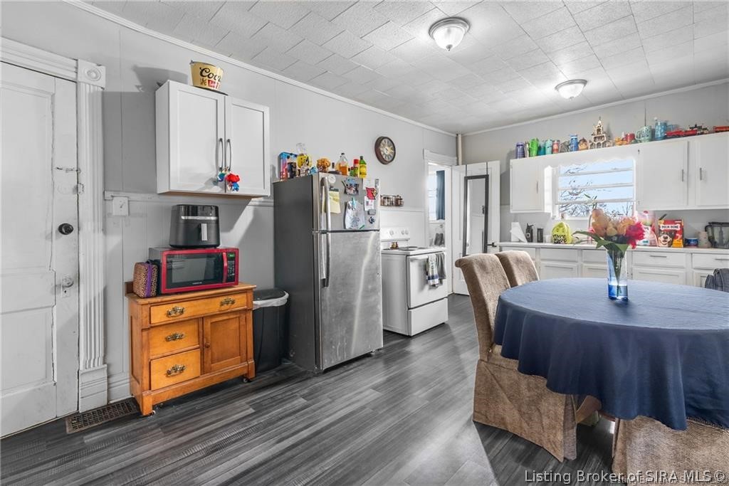 1832 Ekin Avenue Property Photo 44
