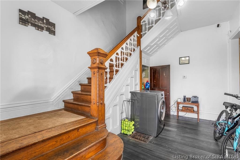 1832 Ekin Avenue Property Photo 52