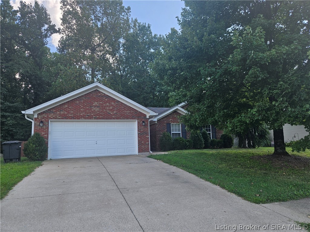 305 Dalton Court Property Photo 1