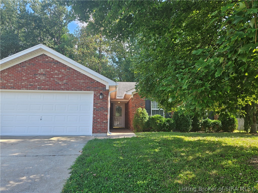 305 Dalton Court Property Photo 2
