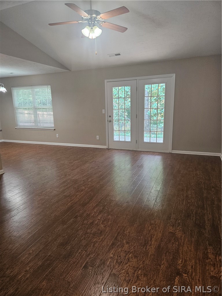 305 Dalton Court Property Photo 5
