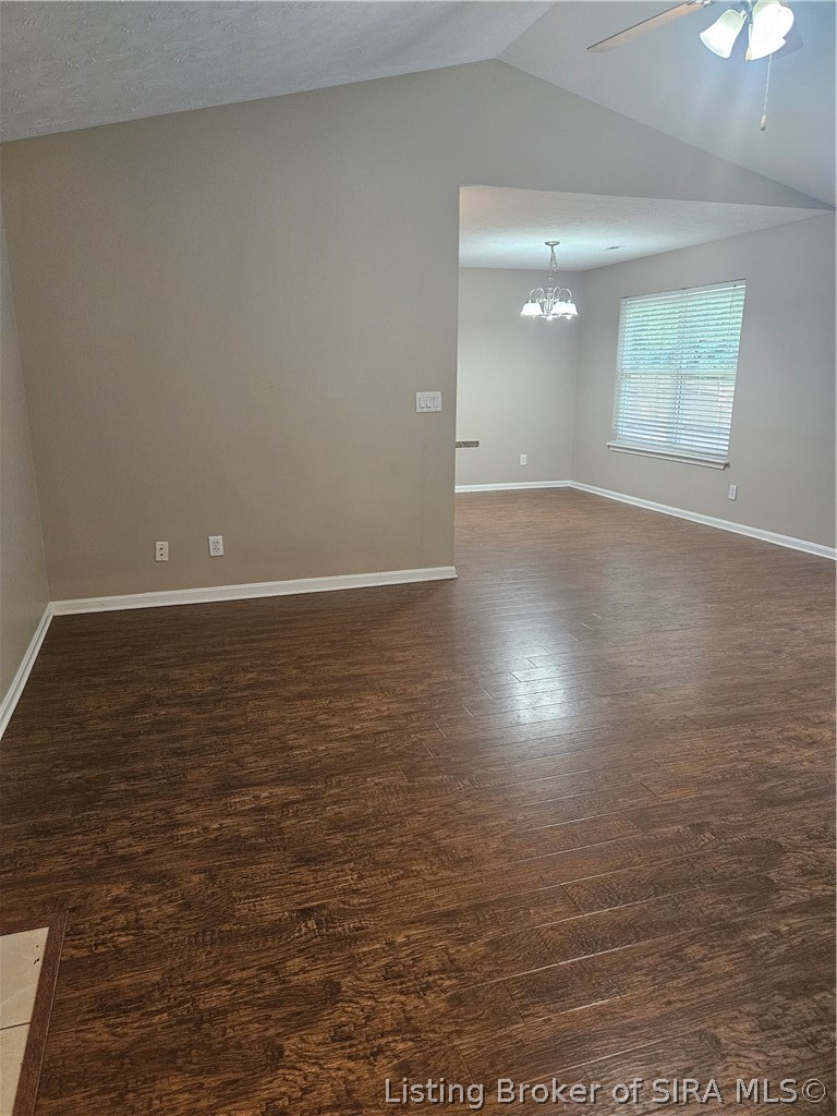 305 Dalton Court Property Photo 6