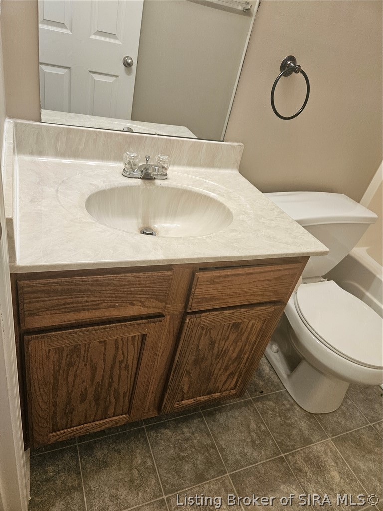 305 Dalton Court Property Photo 25