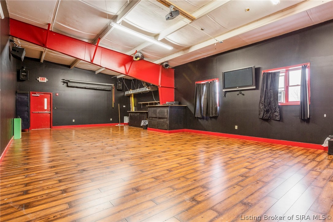 11515 Highway 31 Property Photo 8